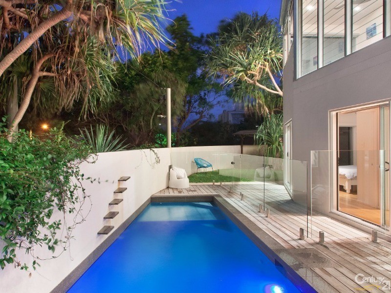 5 Bryan Street, Sunshine Beach QLD 4567