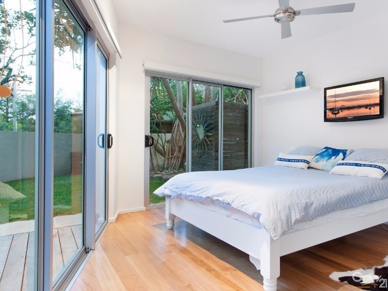 5 Bryan Street, Sunshine Beach QLD 4567