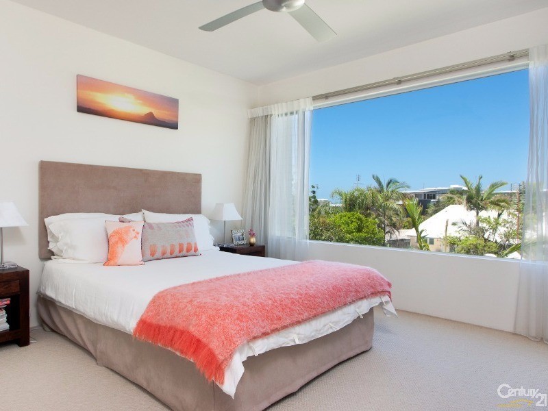 1 / 16 ‘Casablanca’ Henderson Street, Sunshine Beach QLD 4567