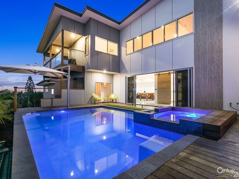 49 Parakeet Crescent, Peregian Beach QLD 4573