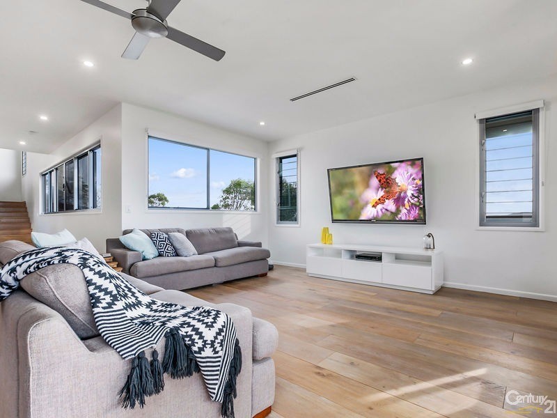 49 Parakeet Crescent, Peregian Beach QLD 4573