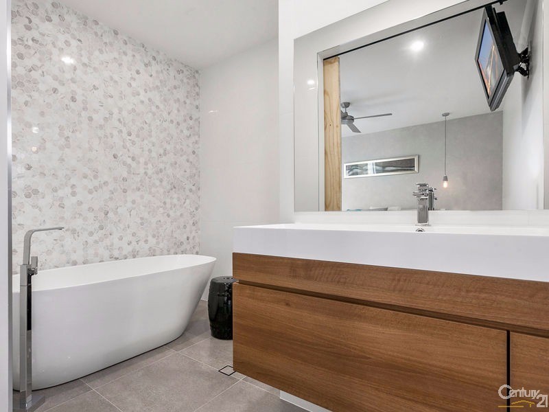 49 Parakeet Crescent, Peregian Beach QLD 4573