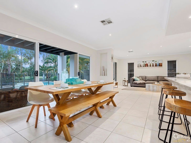 42 Lakeside Drive, Peregian Springs QLD 4573