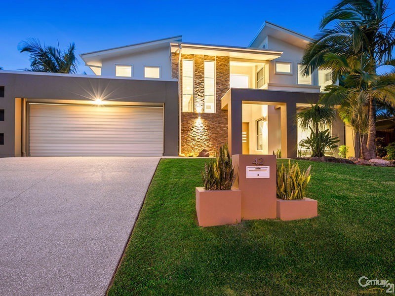 42 Lakeside Drive, Peregian Springs QLD 4573