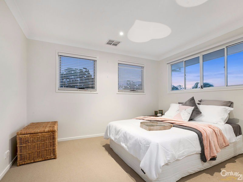 42 Lakeside Drive, Peregian Springs QLD 4573