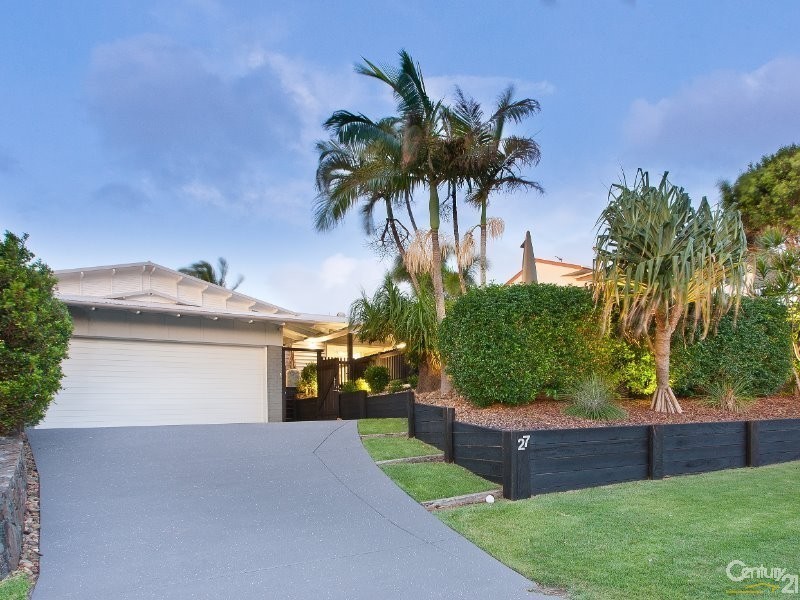 27 Currawong Crescent, Peregian Beach QLD 4573