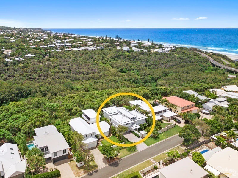 18 Seafarer Court, Castaways Beach QLD 4567