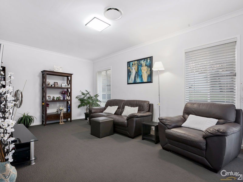 16 Honeyeater Crescent, Peregian Springs QLD 4573