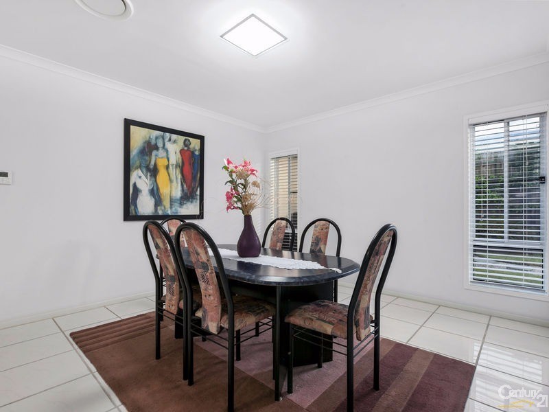 16 Honeyeater Crescent, Peregian Springs QLD 4573