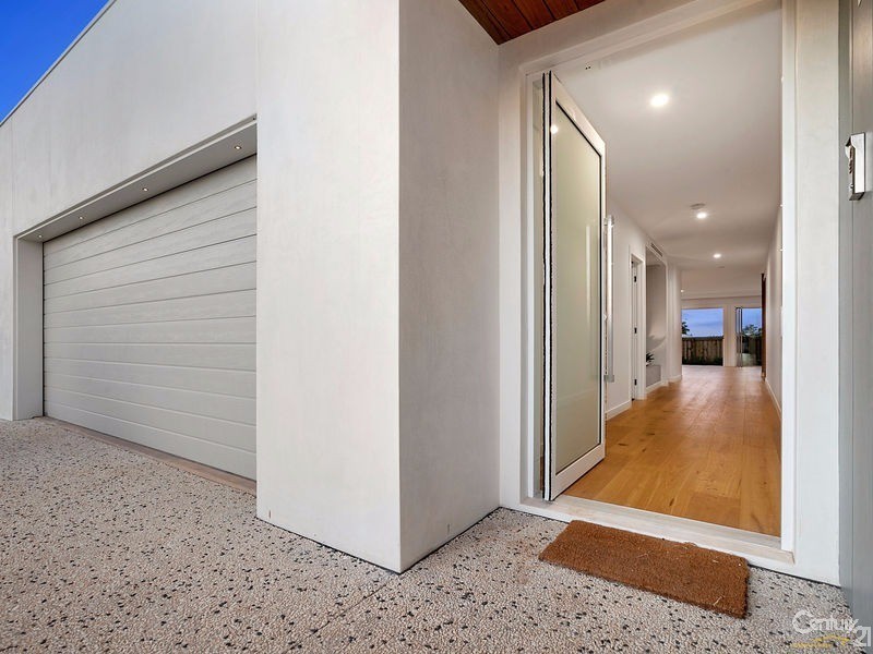 10 Zinnia Place, Peregian Springs QLD 4573