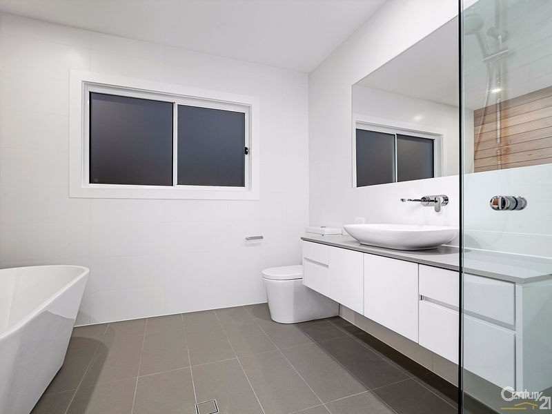 10 Zinnia Place, Peregian Springs QLD 4573