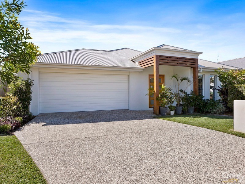 9 Montreal Drive, Peregian Springs QLD 4573