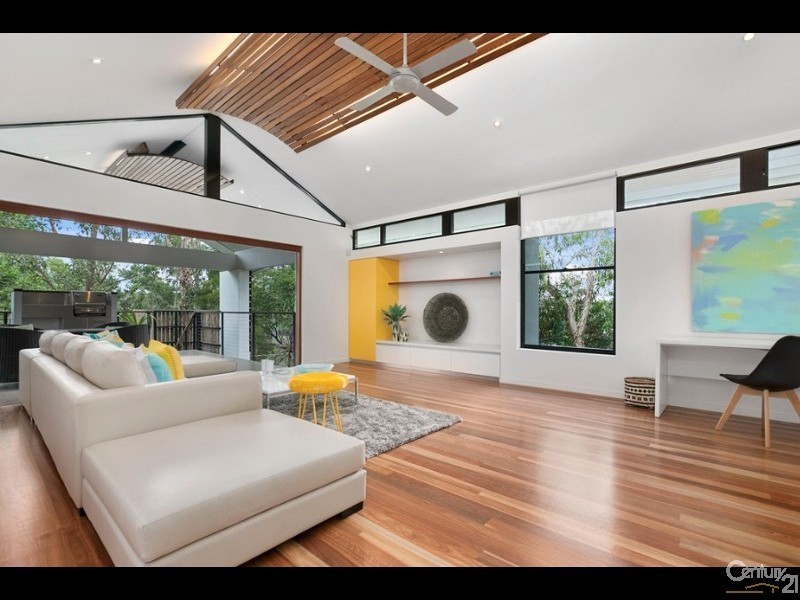 13 Wild Apple Court, Noosa Heads QLD 4567