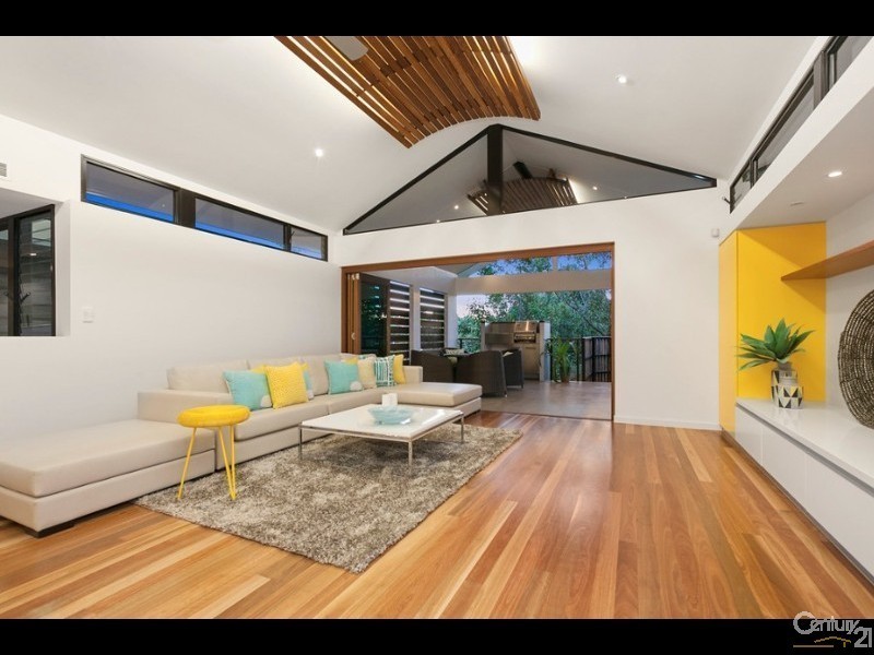 13 Wild Apple Court, Noosa Heads QLD 4567