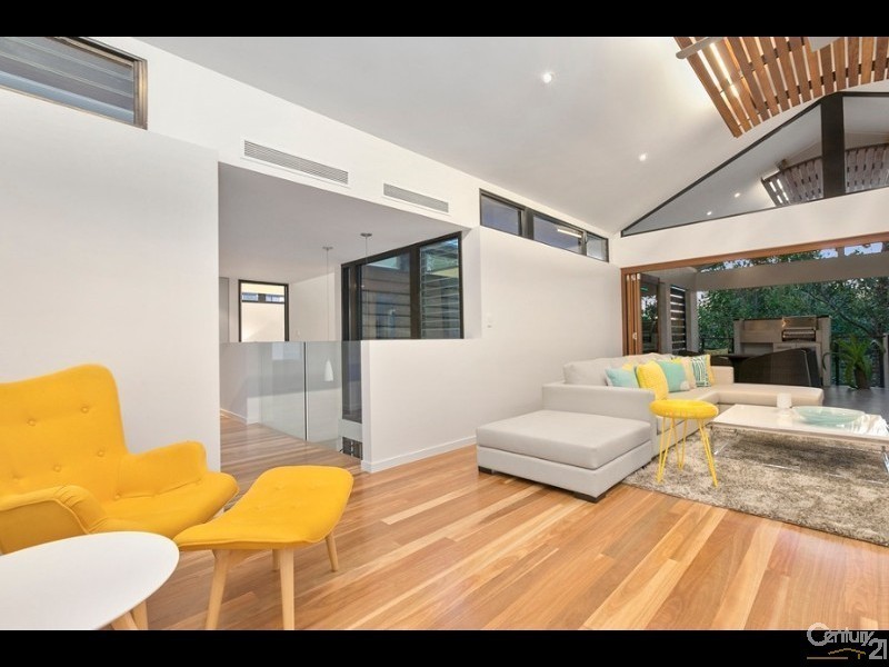 13 Wild Apple Court, Noosa Heads QLD 4567