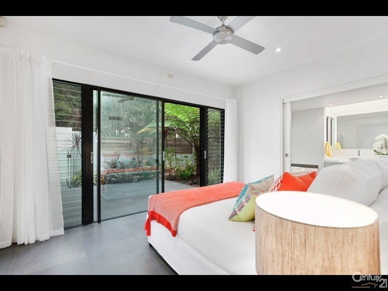 13 Wild Apple Court, Noosa Heads QLD 4567