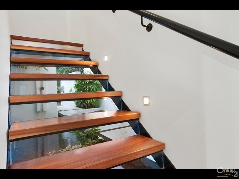 13 Wild Apple Court, Noosa Heads QLD 4567