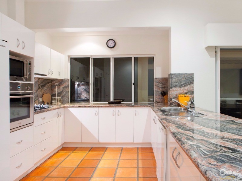 4 Kiamba Court, Sunshine Beach QLD 4567