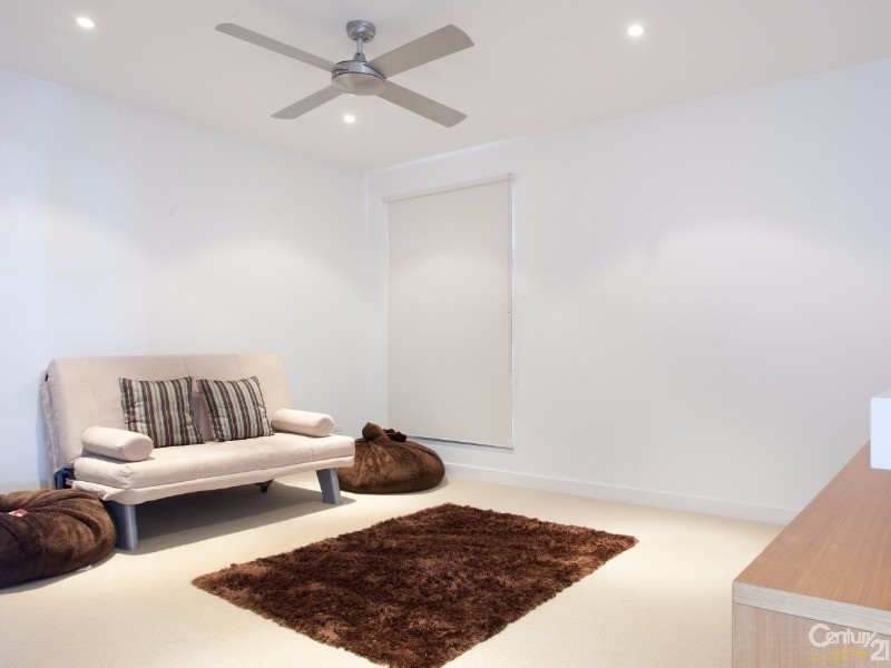 18 Plover Street, Peregian Beach QLD 4573