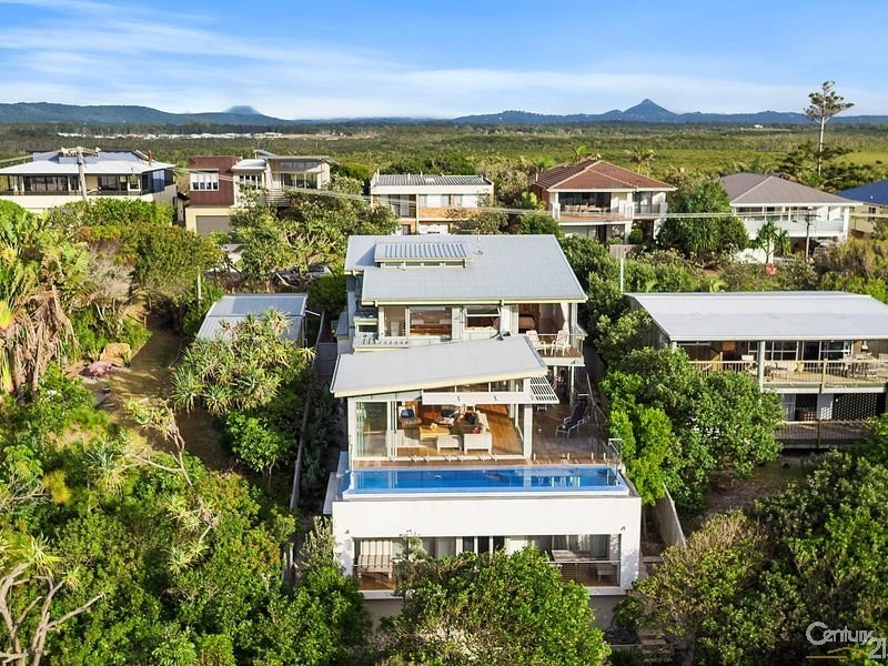 18 Plover Street, Peregian Beach QLD 4573