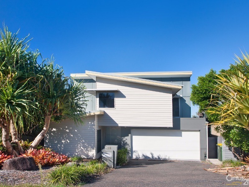 18 Plover Street, Peregian Beach QLD 4573