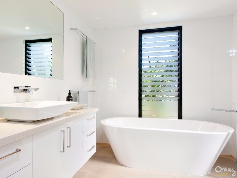 16 Maher Terrace, Sunshine Beach QLD 4567