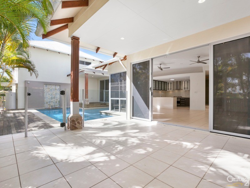 4 Nicklaus Lane, Peregian Springs QLD 4573