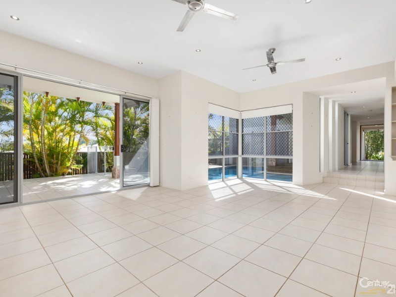 4 Nicklaus Lane, Peregian Springs QLD 4573