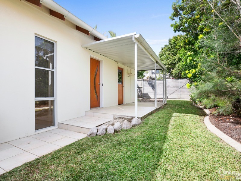 4 Nicklaus Lane, Peregian Springs QLD 4573