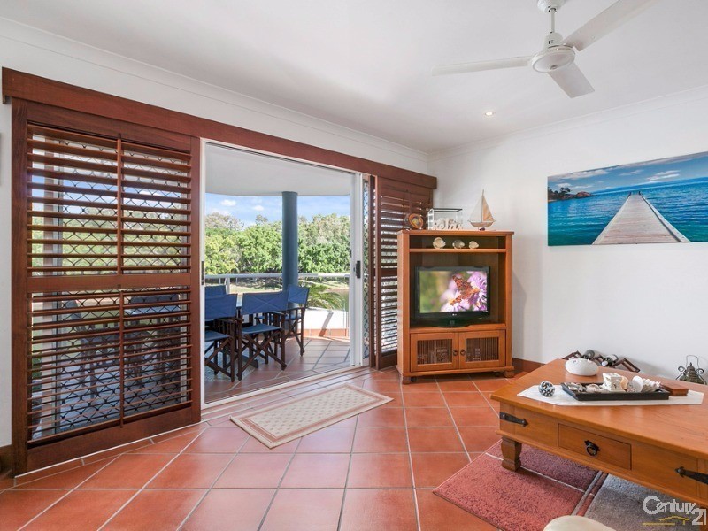 4/5 Hygieta Street, Noosa Waters QLD 4566