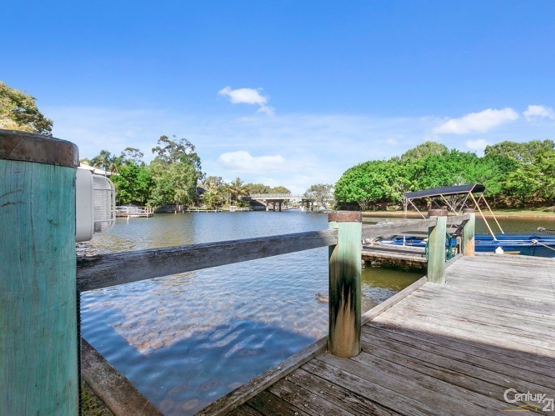 4/5 Hygieta Street, Noosa Waters QLD 4566