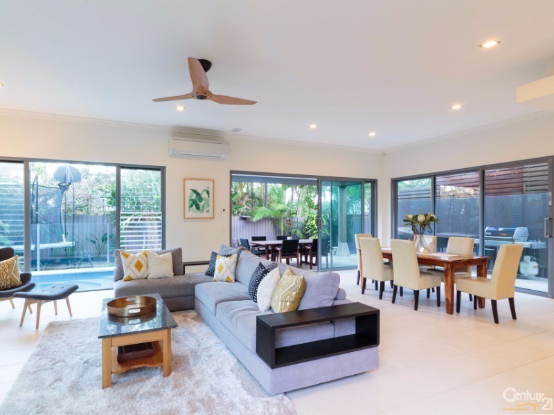 20 Depper Street, Sunshine Beach QLD 4567