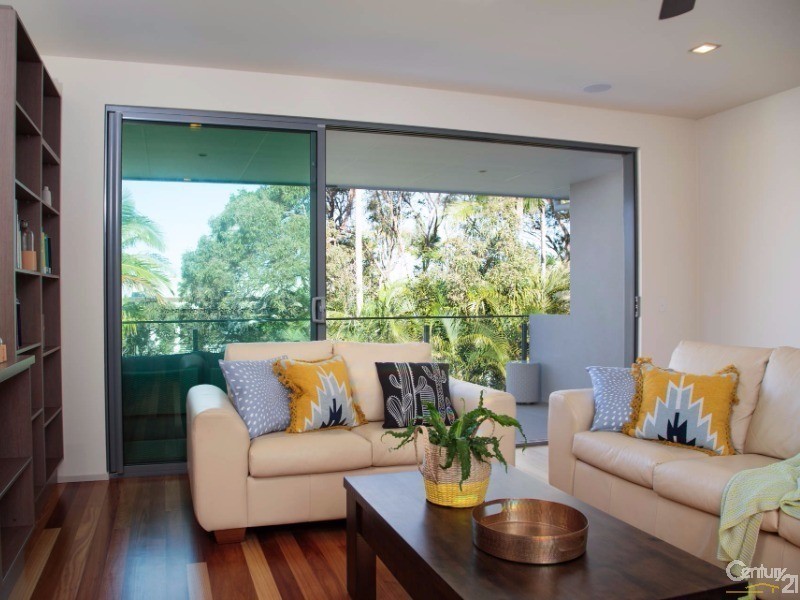 20 Depper Street, Sunshine Beach QLD 4567