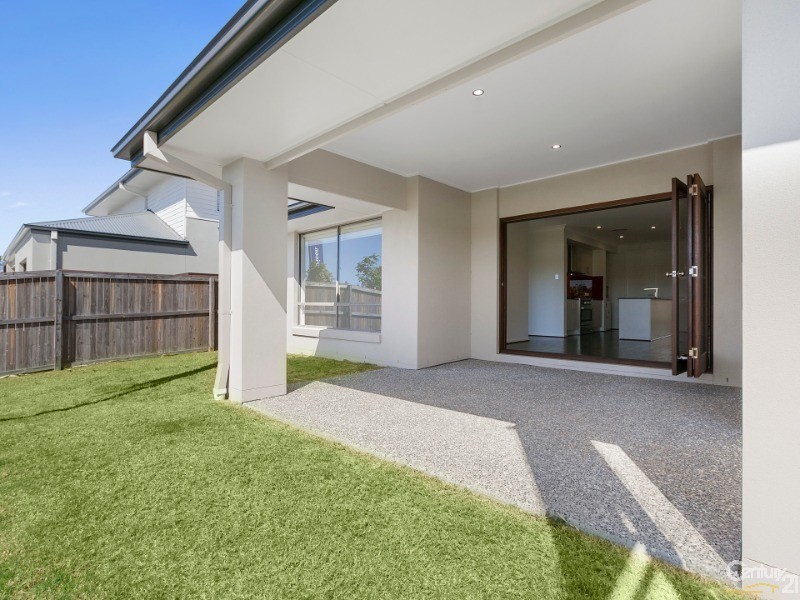 25 Radiata Place, Peregian Springs QLD 4573