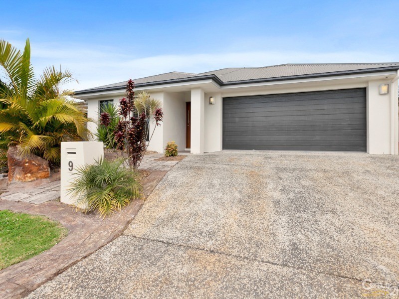 9 Penina Close, Peregian Springs QLD 4573