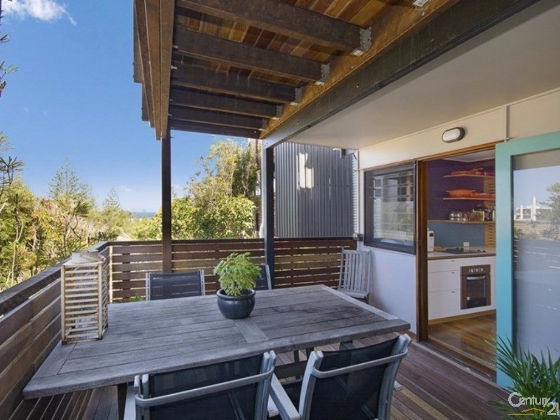 1/49 Duke Street, Sunshine Beach QLD 4567