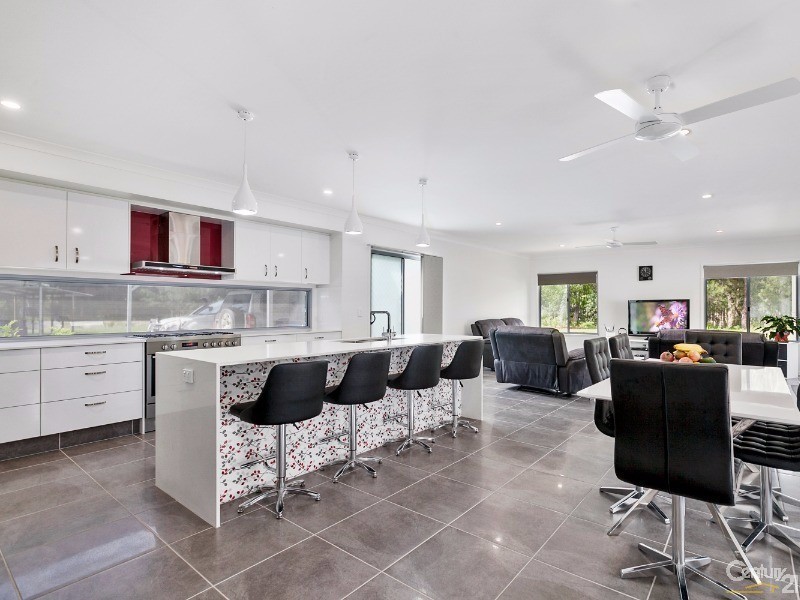 70 Lancaster Lane, Cooroibah QLD 4565