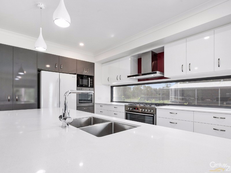 70 Lancaster Lane, Cooroibah QLD 4565