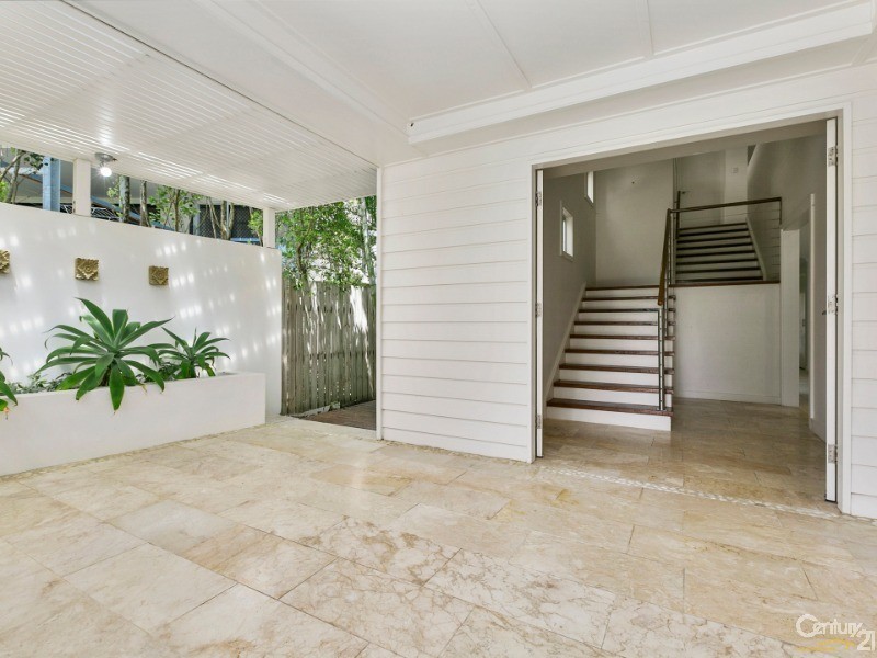 6 Coucal Crescent, Peregian Beach QLD 4573