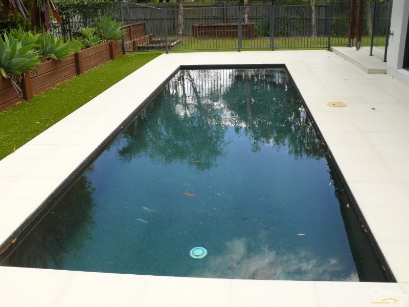 68 The Avenue, Peregian Springs QLD 4573