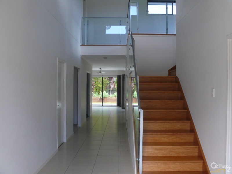 68 The Avenue, Peregian Springs QLD 4573