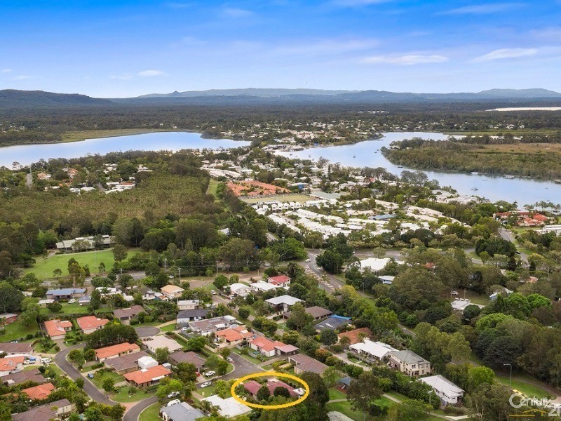 6 Sands Avenue, Noosaville QLD 4566