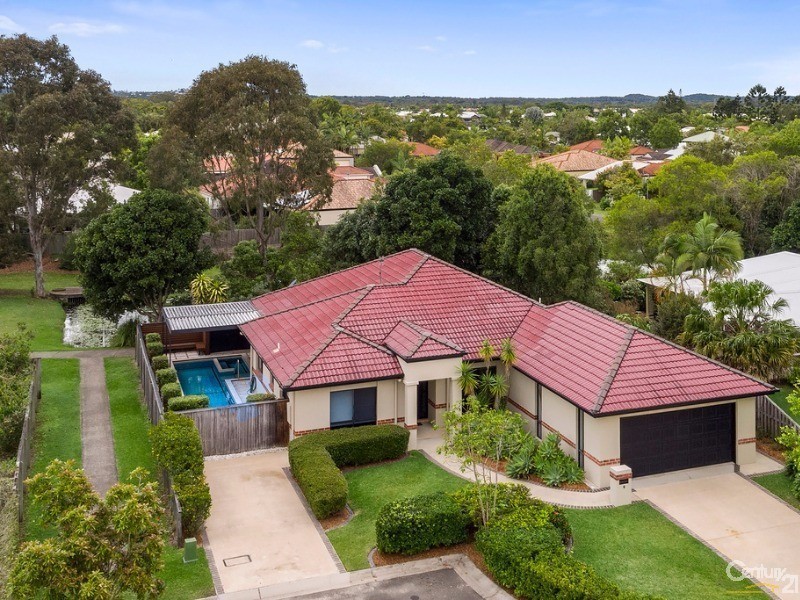 6 Sands Avenue, Noosaville QLD 4566