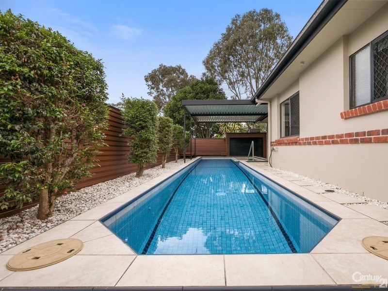 6 Sands Avenue, Noosaville QLD 4566