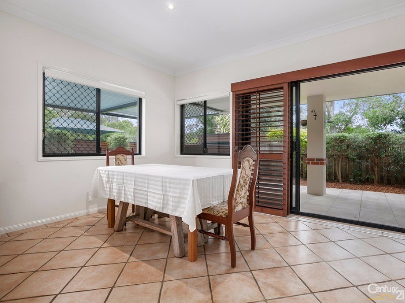 6 Sands Avenue, Noosaville QLD 4566