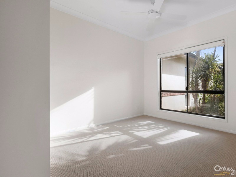 6 Sands Avenue, Noosaville QLD 4566