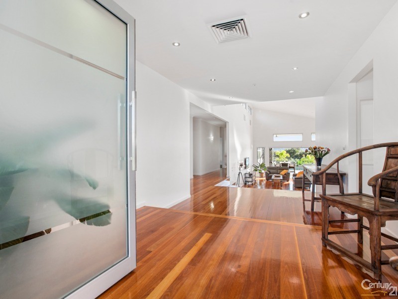 16 Tea Tree Grove, Peregian Springs QLD 4573