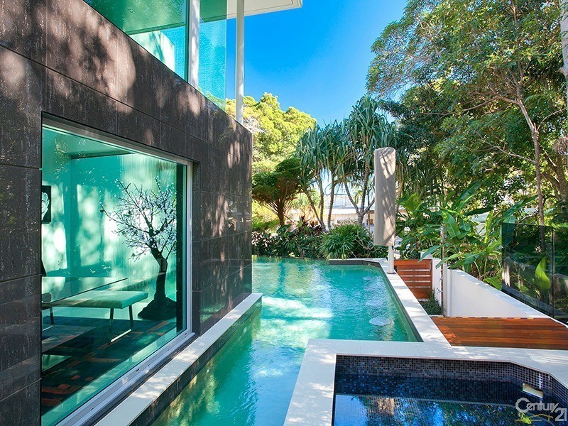 6 Allambi Rise, Noosa Heads QLD 4567