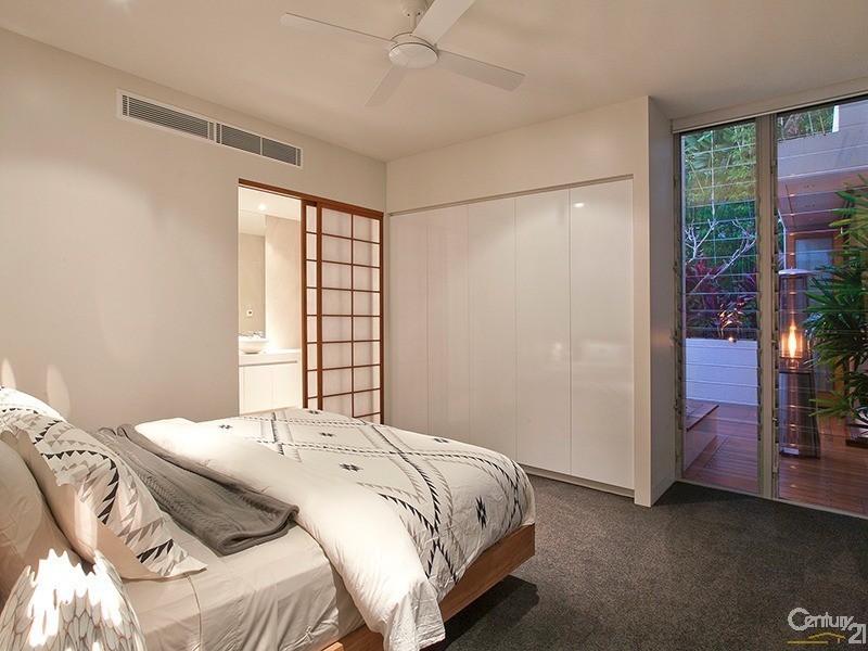 6 Allambi Rise, Noosa Heads QLD 4567