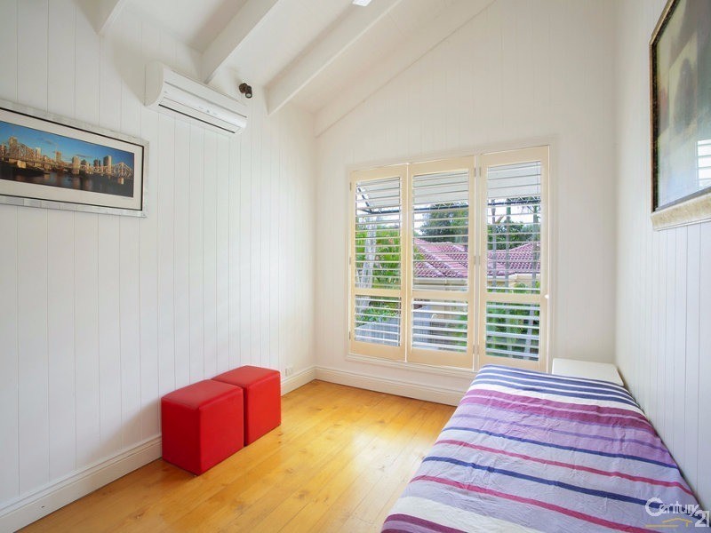 1 Silvergull Court, Sunshine Beach QLD 4567
